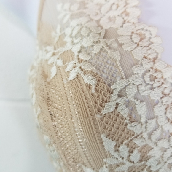 Wacoal embrace sand ivory lace bralette 36 - Picture 7 of 8